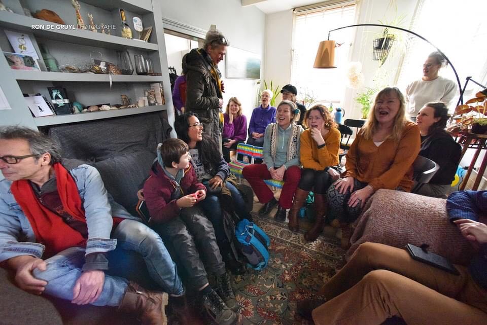 De Filistijnen Gluren bij de Buren 20230205